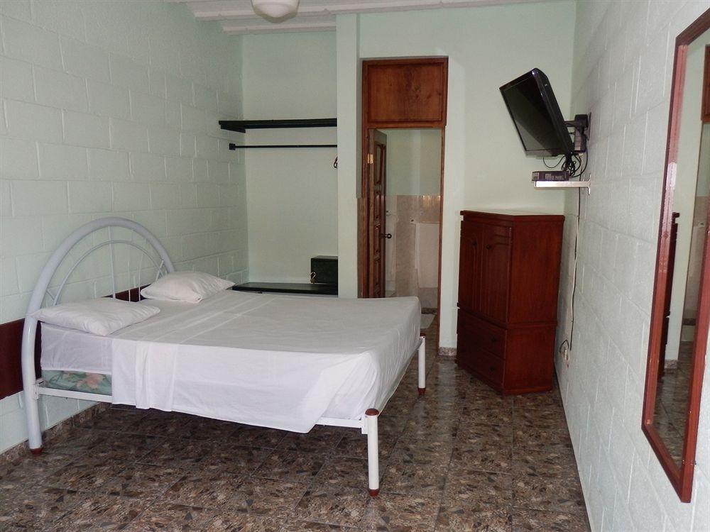 Hotel Garant & Suites Бока-Чика Экстерьер фото
