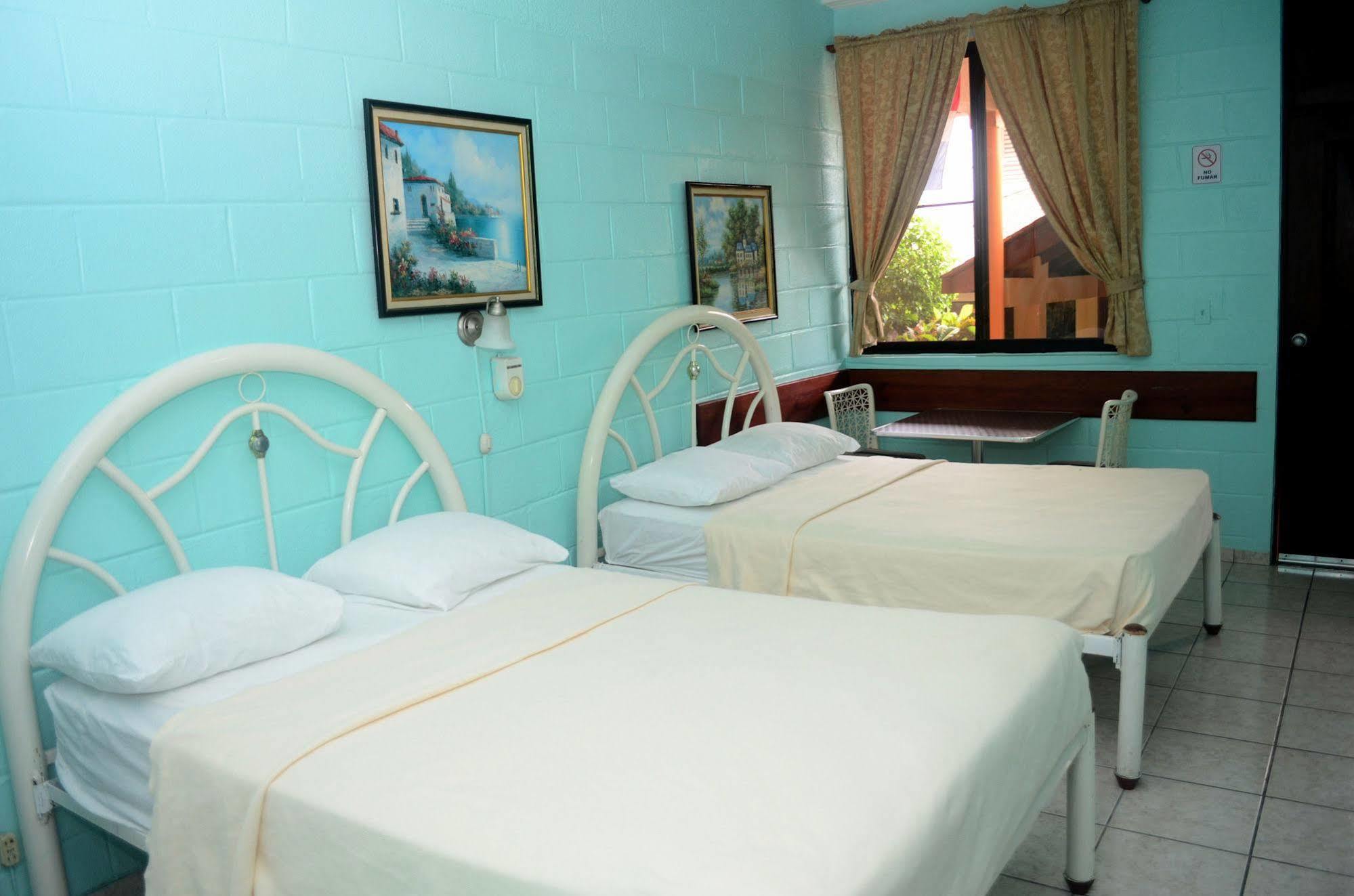 Hotel Garant & Suites Бока-Чика Экстерьер фото